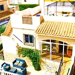 Casa Blanca- Charming Spanish With Pool Dom wakacyjny *