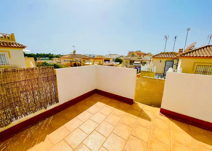 Casa Blanca- Charming Spanish With Pool Τορεβιέχα